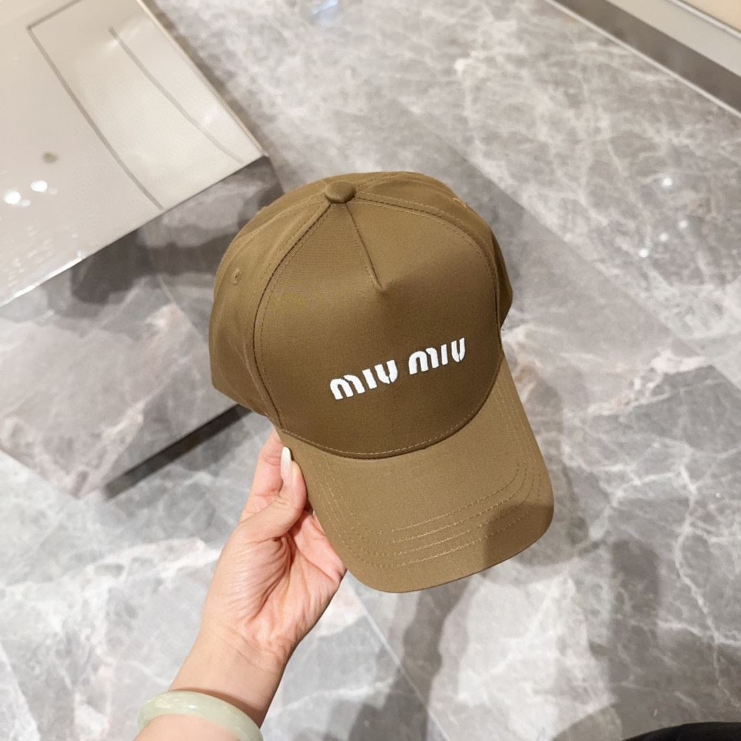 Miu Miu Caps